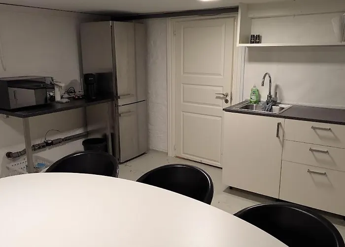 بيت ضيافة Sleep In Lynge